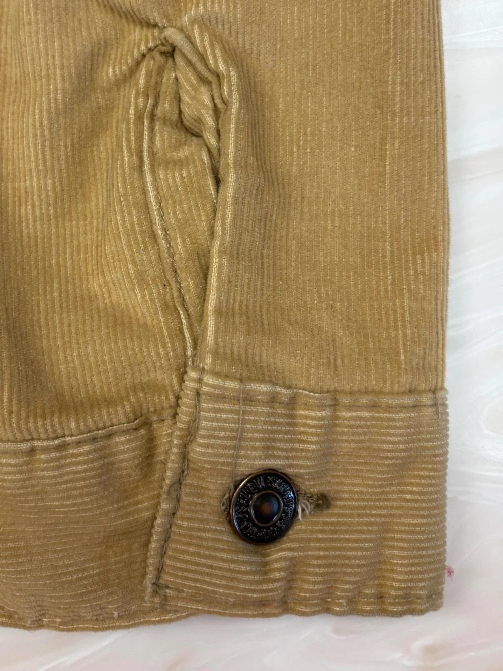 Vintage 70's Levi's Tan Corduroy Western Trucker Jacket Size 42 Made USA Pockets - Picture 10 of 13